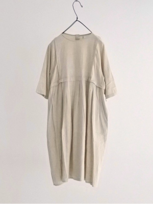 More about Fig London 麻料長袖高腰寬活褶洋裝