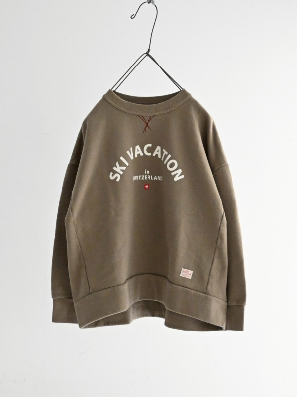 快晴堂 SKI VACATION 落肩運動上衣