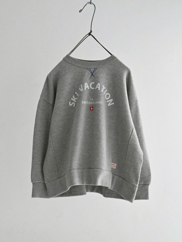快晴堂 SKI VACATION 落肩運動上衣